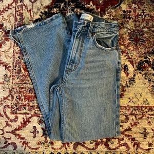 Abercrombie & Fitch 24 Regular The 90’s Relaxed Jean High Rise